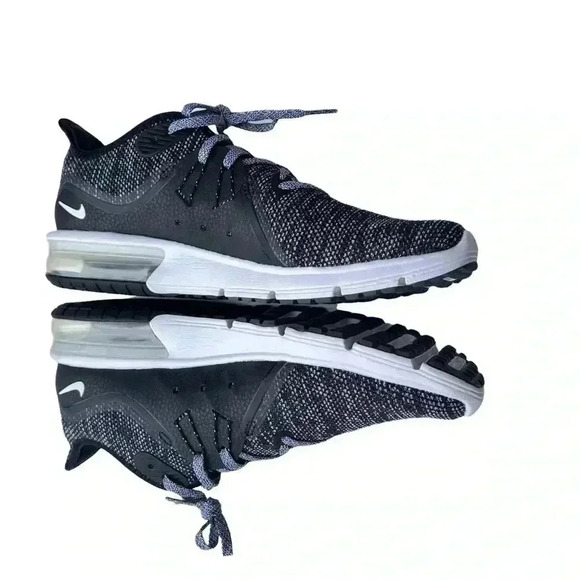 WOMEN’S NIKE AIR MAX SEQUENT 3 RUNNING TRAINER SIZE 10 BLACK,WHITE&DARK GREY• - Picture 6 of 11